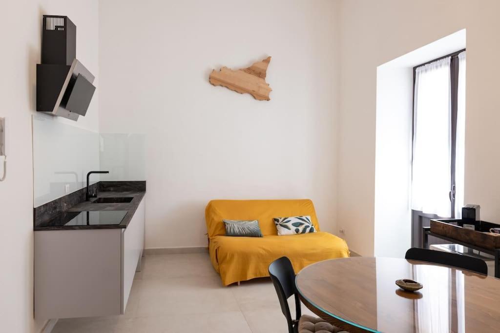 Collegiata Apartment - Catania Downtown Экстерьер фото